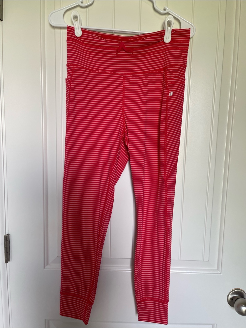 HALARA Red and White Striped Leggings